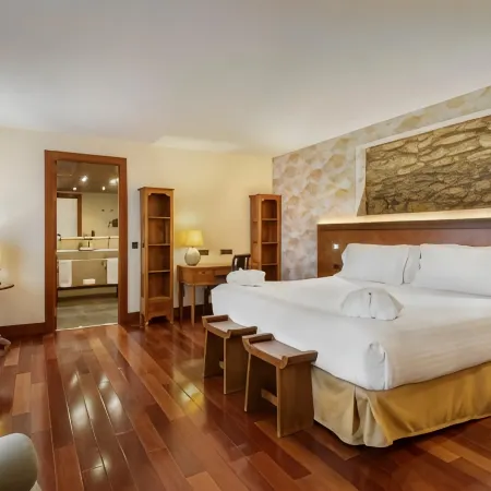 Hotel & SPA Monasterio de Boltana Monumento