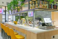 Hilton Garden Inn Baku - bar