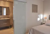 A l'Orée des Vignes Hotels in Colombiers