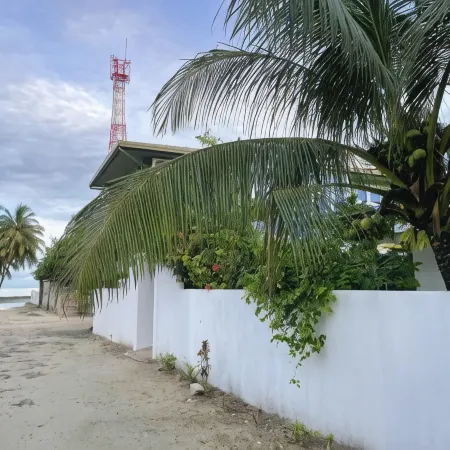 Calm Beach Inn