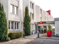 Ibis Arles فنادق في آرل