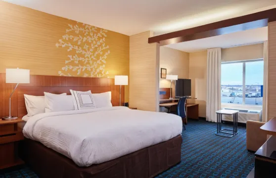 羅林斯萬楓酒店及套房