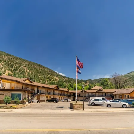 Glenwood Springs Inn