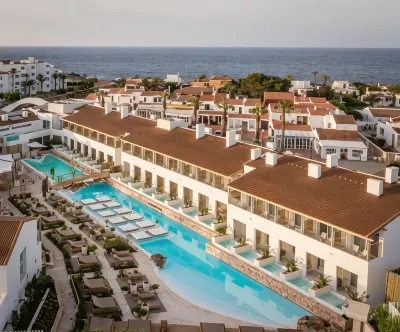 Lago Resort Menorca - Suites del Lago Adults Only Các khách sạn ở Son Xoriguer