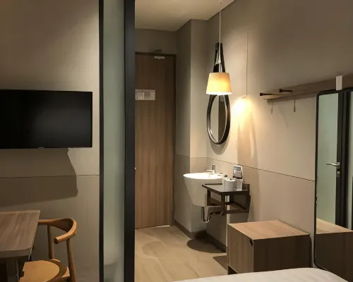 Citrip Hotel Simpang Lima Hotels in Central Semarang