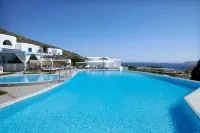 Hotel Mediterranean - Pool