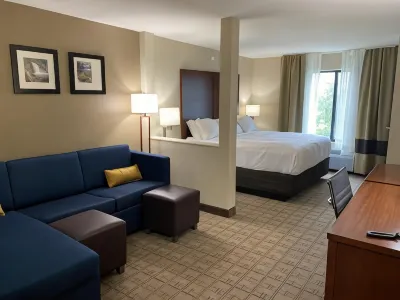 Comfort Inn & Suites
