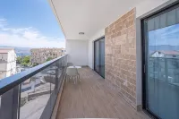 J&G Suites