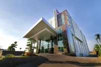 Swiss-Belinn Airport Surabaya Hotel dekat Masjid Al Ukhuwah Karang Tanjung
