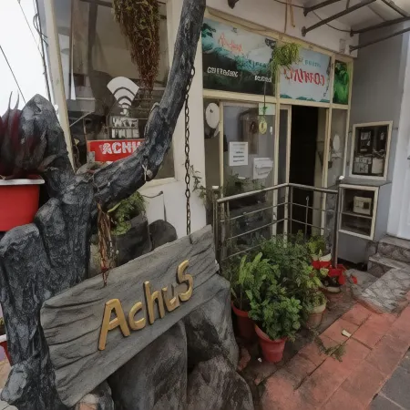 Achus Inn