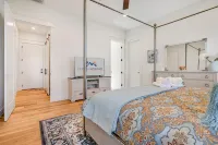 Stunning Outdoor Oasis with Hot Tub and Fire Pit - Inviting Mountain Escape