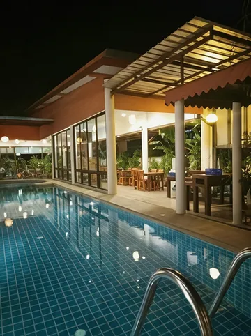 รูปภาพของโรงแรมฟร้อน บีช โฮเทล