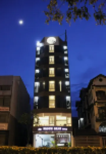 2/9街道布朗豆大酒店 鄰近Trường Đại học Đông Á的酒店