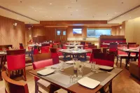 Sunhill Portico Hotels in Сіліґурі