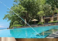 Louis Kienne Resort Senggigi - Beach