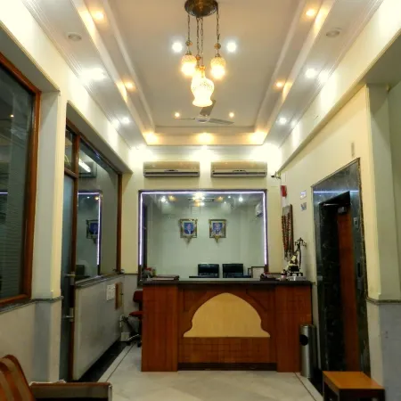 Hotel Tara Palace, Chandni Chowk Отели рядом с достопримечательностью «Красный форт»