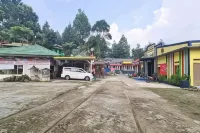 Pesona Wisata Alam Ciparay Endah Mitra RedDoorz Hotels in Pamijahan