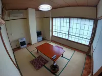 Yuzawa Ski House - Guest houses