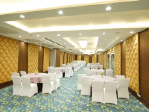 Ira by Orchid Noida Hotels in Noida