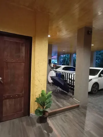 รูปภาพของแบร์รี่ ลอฟต์ 2