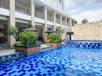 Vrata Hotel Yogyakarta - piscina