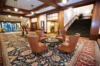 Luxury Riverfront Condo w/ sunrise & sunset views 威廉斯堡布希公園附近的飯店
