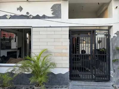 Nirman Homestay 5 Minutes Walk to Beach فنادق في 