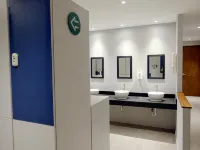 IzZzleep Aeropuerto Terminal 2 Hotels near TAPO