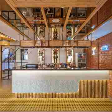 The Lemon Grass Hotel Fitness & Recreational Facilities