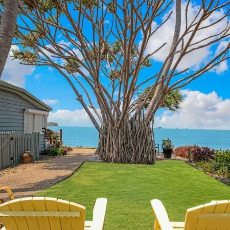 Beachfront Holiday Cottage