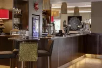 Plus Pinewood on Wilmslow Hotel Cheshire - bar