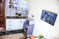 Lux Suites Luxylife Studios Kenol - 3 звезды