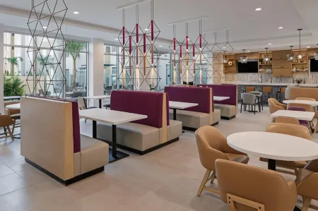Residence Inn Chatsworth Отели рядом с достопримечательностью «Ботаник Гарден»