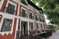 Premier City Apart Hotel Chisinau Hotel dekat Dendrarium Park