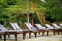 Elephas Resort & Spa