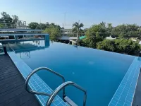 クリステラ ホテル レムチャバンのホテル