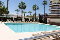 Hotel Planas - con vistas al mar