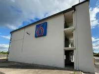 Motel 6 Richmond, KY Eku Campus Area فنادق في Richmond