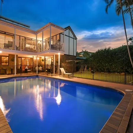 Ainslie Manor Guest House
