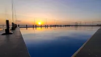 Urban by CityBlue, Dar es Salaam - piscina