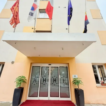 Hotel Laguna Residence Отели рядом с достопримечательностью «Порто-Маргера»
