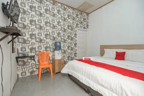 RedDoorz Syariah Near Paradiso Beach Sabang Các khách sạn ở Krueng Raya