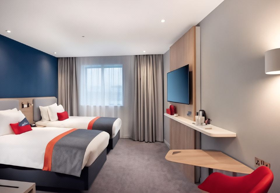 홀리데이 인 익스프레스 - 런던 히드로 T4