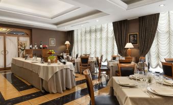 Ramada by Wyndham Naples