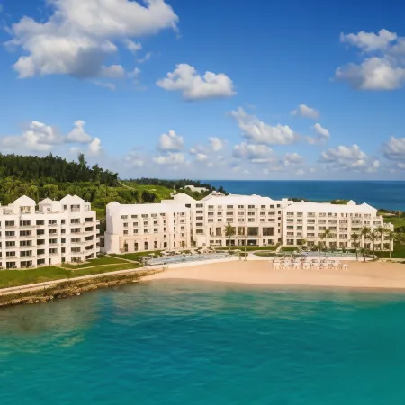 The Residences at the St. Regis Bermuda Отели рядом с достопримечательностью «Маяк Сент-Дэвида»