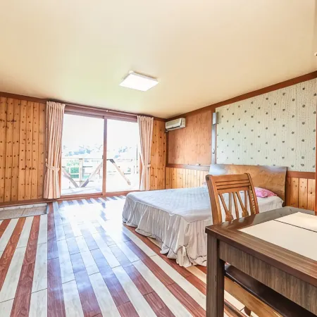 Anseong Lake Pension