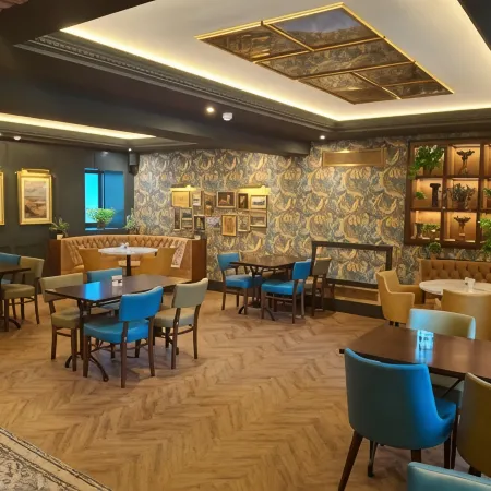 Adamson Hotel