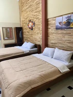 Ada Homestay Các khách sạn gần Punthuk Setumbu