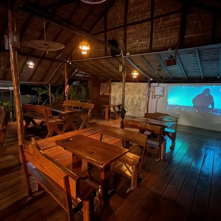 Vanara Bungalows Отели рядом с достопримечательностью «Бан Банг Бао»