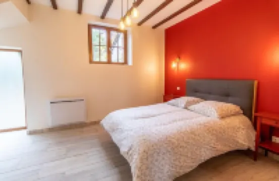 LA BUANDERIE - Large two-bedroom apartment, luxurious appointments! Hotels in Jonzac